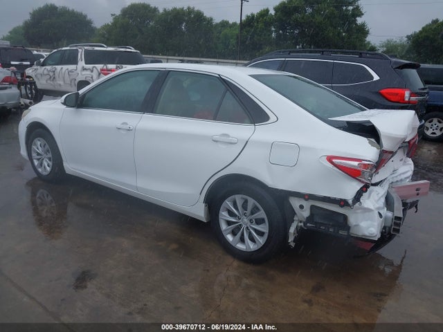 Toyota CAMRY LE 2016 4T4BF1FK0GR537719 Image 3
