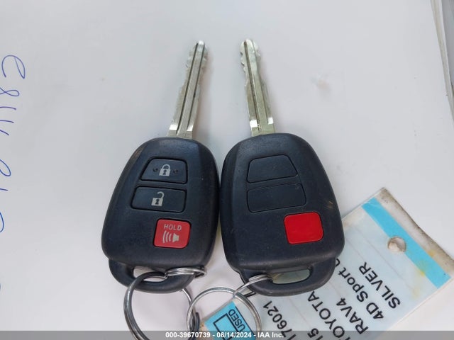 Toyota Rav4 Xle 2015 JTMRFREV3FD152502 Image 11