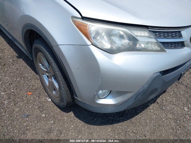 Toyota Rav4 Xle 2015 JTMRFREV3FD152502 Image 6