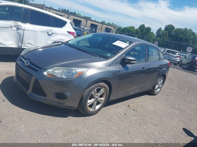 Ford FOCUS SE 2014 1FADP3F29EL361083 Image 2