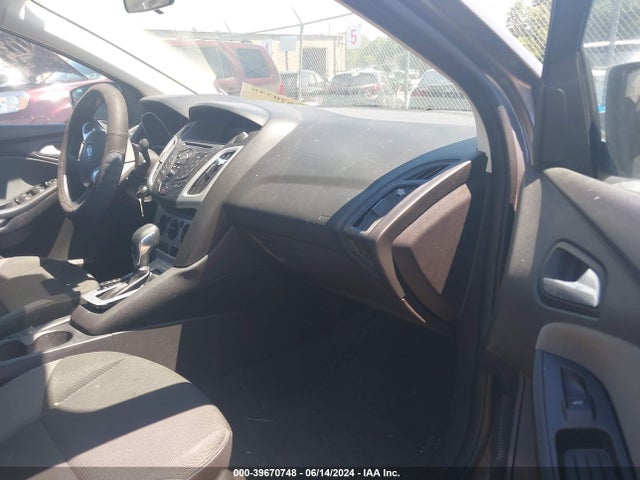 Ford FOCUS SE 2014 1FADP3F29EL361083 Image 5