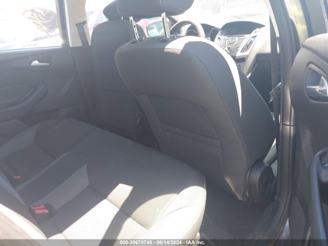 Ford FOCUS SE 2014 1FADP3F29EL361083 Image 8