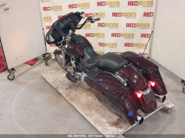 2021 HARLEY-DAVIDSON FLHX 1HD1KBC12MB670673 Photo 2
