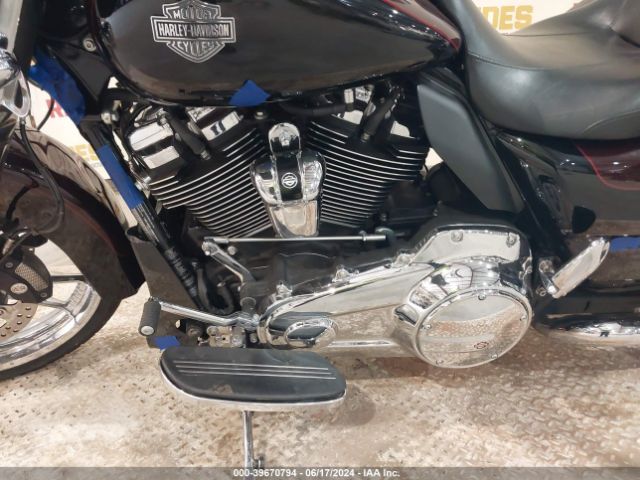 2021 HARLEY-DAVIDSON FLHX 1HD1KBC12MB670673 Photo 8