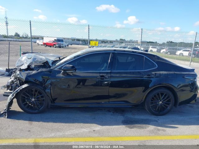 4T1K61AK6NU707256 Toyota CAMRY XSE