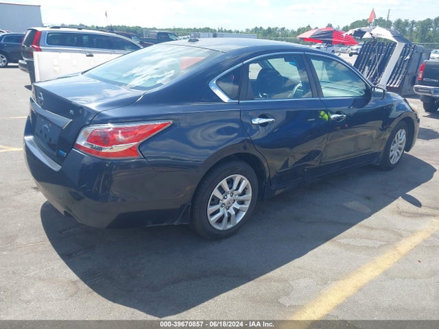 Nissan Altima 2.5 S 2014 1N4AL3AP1EC429281 Image 4
