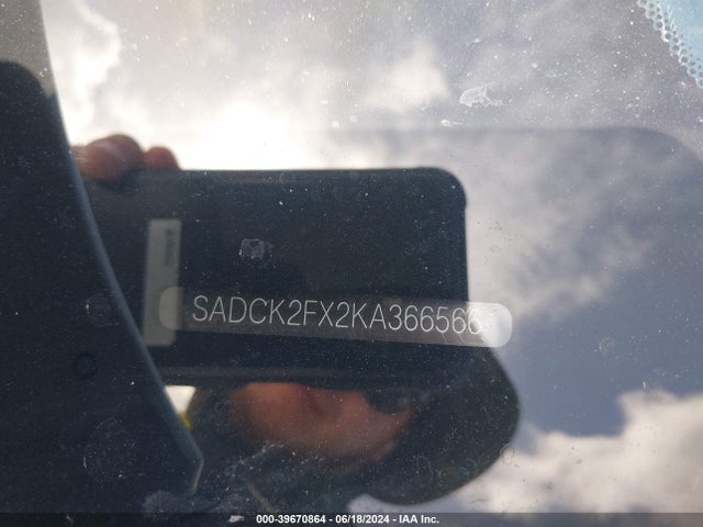 2019 JAGUAR F-PACE SADCK2FX2KA366566 Photo 8