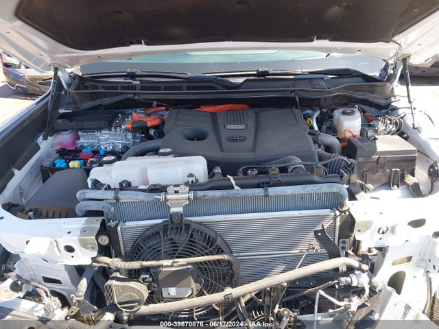 Toyota Sequoia Capstone 2023 7SVAAABA9PX013124 Image 10