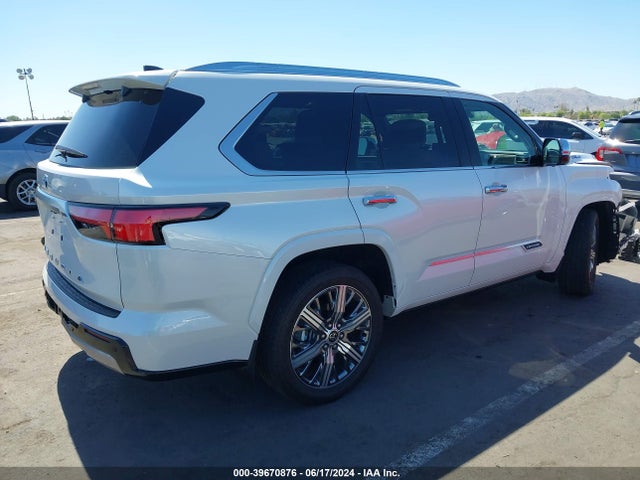 Toyota Sequoia Capstone 2023 7SVAAABA9PX013124 Image 4