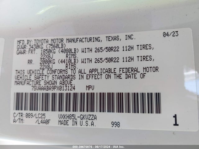 Toyota Sequoia Capstone 2023 7SVAAABA9PX013124 Image 9