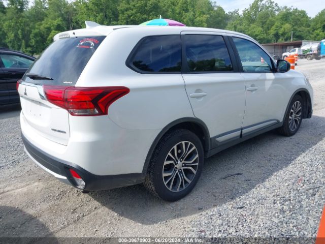 JA4AZ2A36HZ069291 Mitsubishi Outlander Es