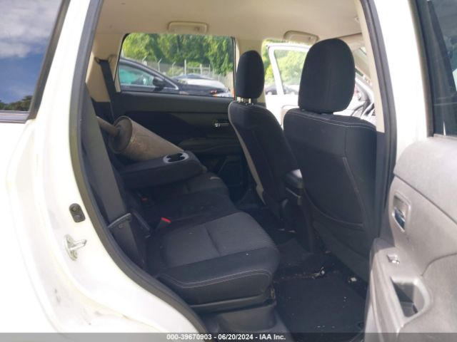 JA4AZ2A36HZ069291 Mitsubishi Outlander Es