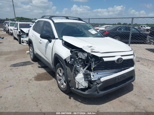 Toyota RAV4 LE 2019 JTMF1RFV9KD036909 главное изображение