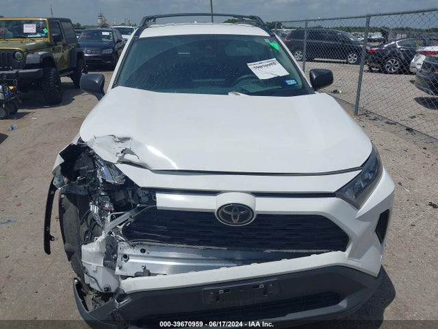Toyota RAV4 LE 2019 JTMF1RFV9KD036909 Image 12