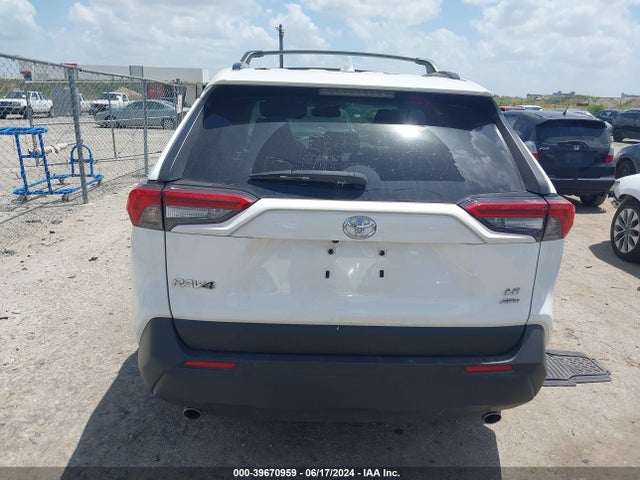 Toyota RAV4 LE 2019 JTMF1RFV9KD036909 Image 16