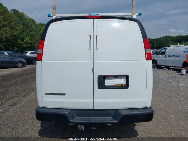 Chevrolet Express 2500 Work Van 2017 1GCWGAFF7H1257329 Image 16