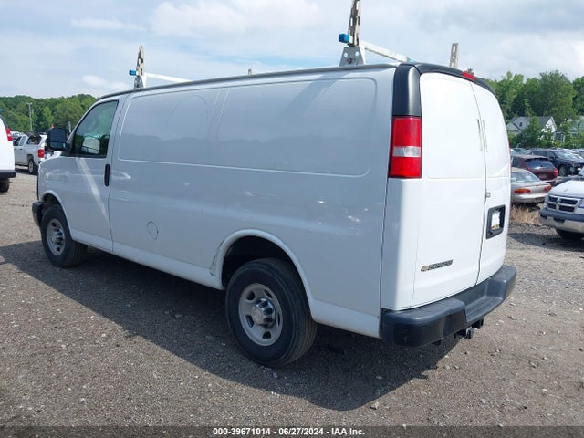 Chevrolet Express 2500 Work Van 2017 1GCWGAFF7H1257329 Image 3