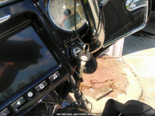 2022 INDIAN MOTORCYCLE CO. ROADMASTER 56KTRABB2N3406580 Photo 10