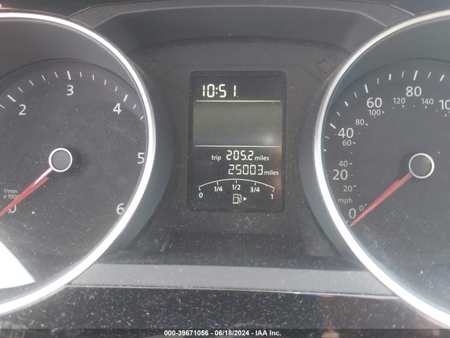 3VWLA7AJXFM251105 Volkswagen Jetta 2.0l Tdi Se