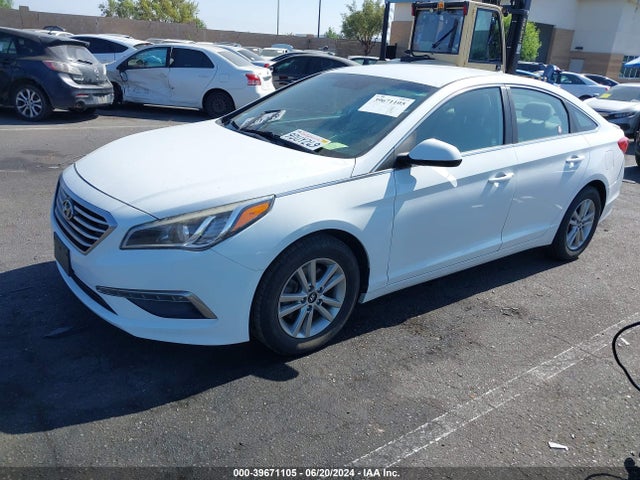 Hyundai SONATA SE 2015 5NPE24AF8FH222873 Image 2