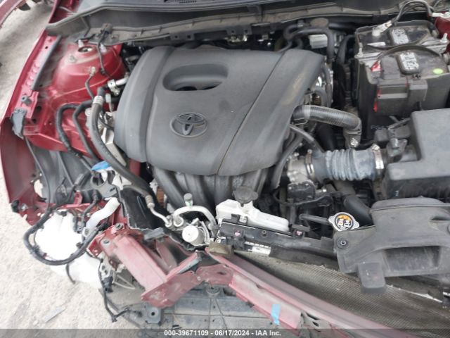 3MYDLBYV9LY715312 Toyota YARIS LE