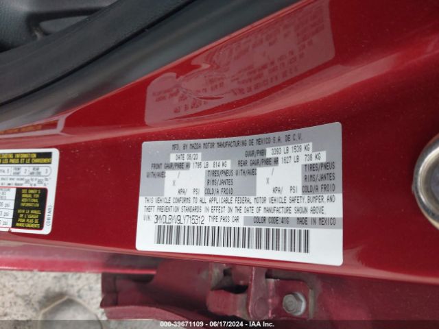 3MYDLBYV9LY715312 Toyota YARIS LE