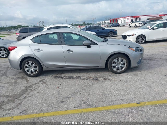 3MZBM1U72FM166811 Mazda Mazda3 I Sport
