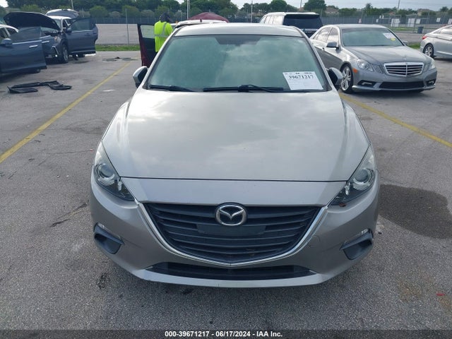 3MZBM1U72FM166811 Mazda Mazda3 I Sport