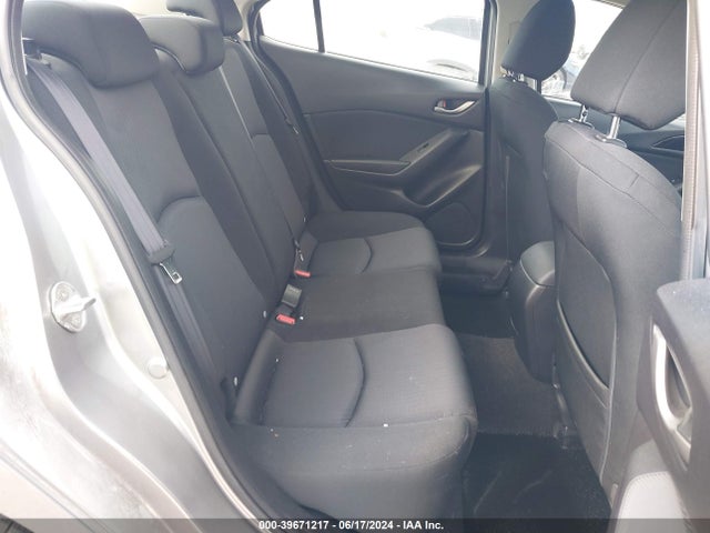 3MZBM1U72FM166811 Mazda Mazda3 I Sport