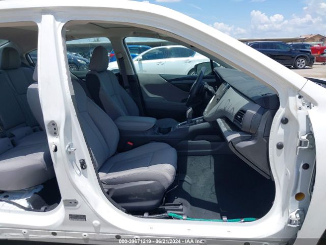 4S3BWAF63P3010555 Subaru Legacy Premium