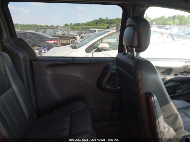 2C4RDGEG0HR766077 Dodge Grand Caravan Gt