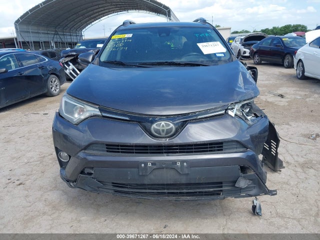 Toyota Rav4 Xle 2018 JTMWFREV0JJ736174 Image 12