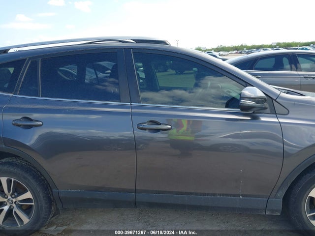Toyota Rav4 Xle 2018 JTMWFREV0JJ736174 Image 13