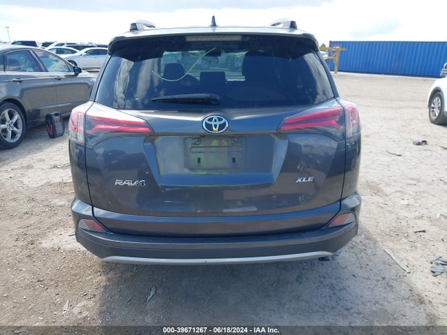 Toyota Rav4 Xle 2018 JTMWFREV0JJ736174 Image 16
