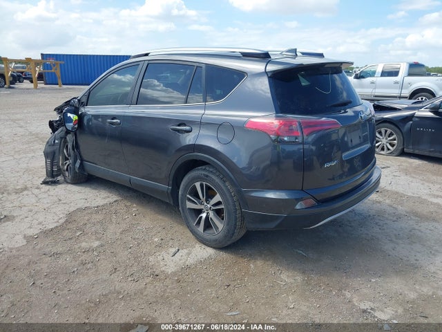 Toyota Rav4 Xle 2018 JTMWFREV0JJ736174 Image 3