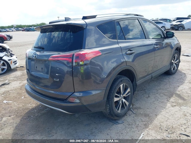 Toyota Rav4 Xle 2018 JTMWFREV0JJ736174 Image 4