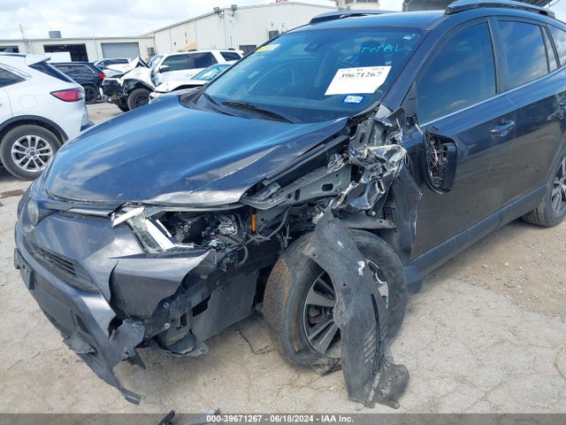 Toyota Rav4 Xle 2018 JTMWFREV0JJ736174 Image 6