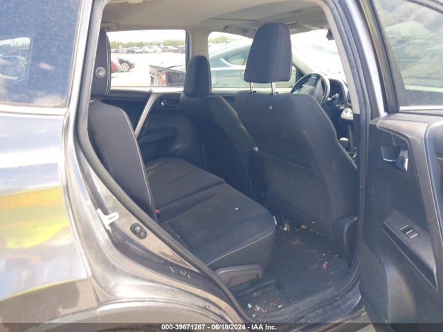 Toyota Rav4 Xle 2018 JTMWFREV0JJ736174 Image 8