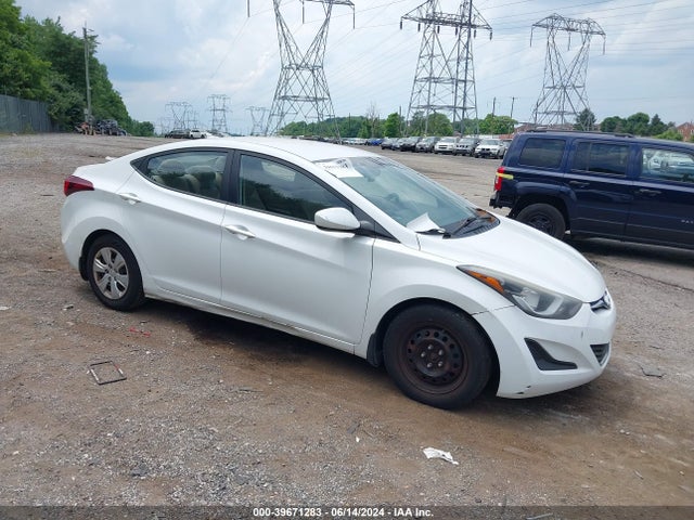 2016 5NPDH4AE9GH715139 main image