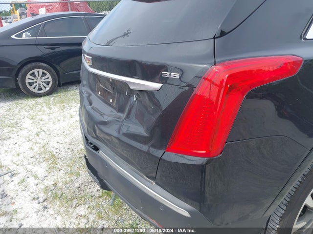 1GYKNCRS7HZ171233 Cadillac Xt5 Premium Luxury