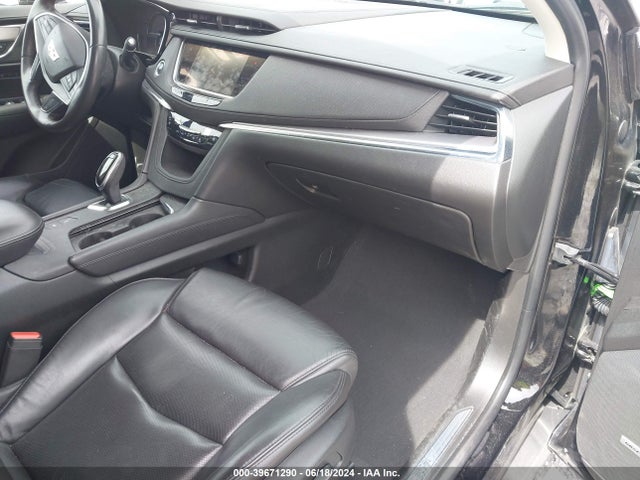 1GYKNCRS7HZ171233 Cadillac Xt5 Premium Luxury