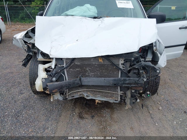 2C4RDGBG0GR316528 Dodge Grand Caravan American Value Pkg