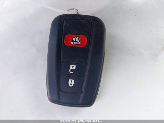 39671329 :رقم المزاد ، JTMW1RFV5KD507339 vin ، 2019 Toyota Rav4 Xle مزاد بيع