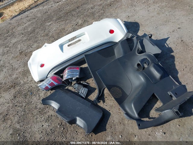 Scion IQ 2014 JTNJJXB00EJ027865 Image 12