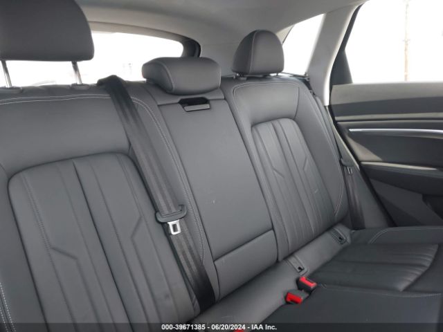 WA1AAAGE6MB007984 Audi E-tron Premium Quattro