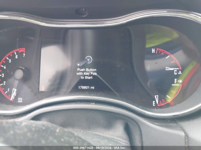 1C4RDHAG1HC747784 Dodge Durango Sxt Rwd
