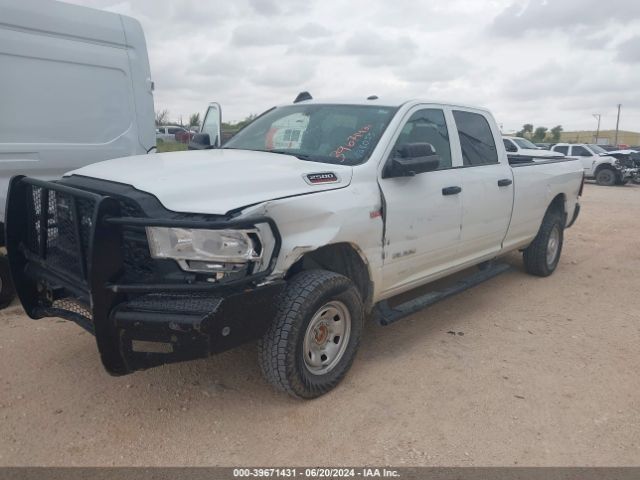3C6UR5HJ9NG251515 RAM 2500 Tradesman  4x4 8' Box