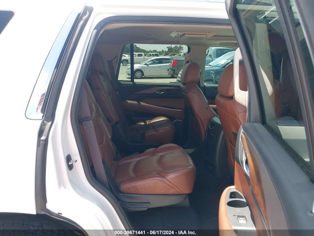 1GYS3CKJ1GR149251 Cadillac Escalade Premium Collection