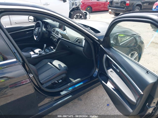 WBA8E1C51JA758794 BMW 330e Iperformance