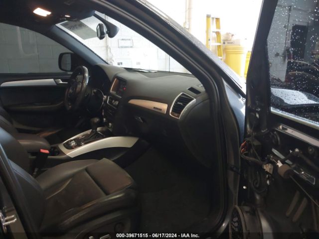 WA1D7AFP5HA015908 Audi Q5 3.0t Premium Plus
